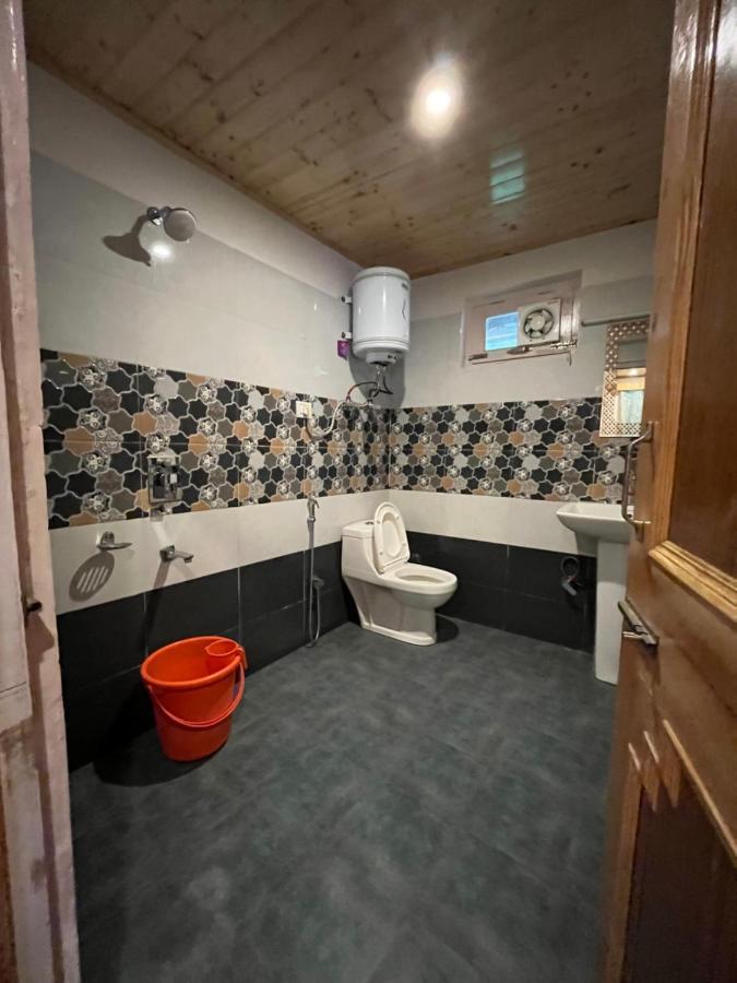 The Neelgiris Hotel Manali (Himachal Pradesh)