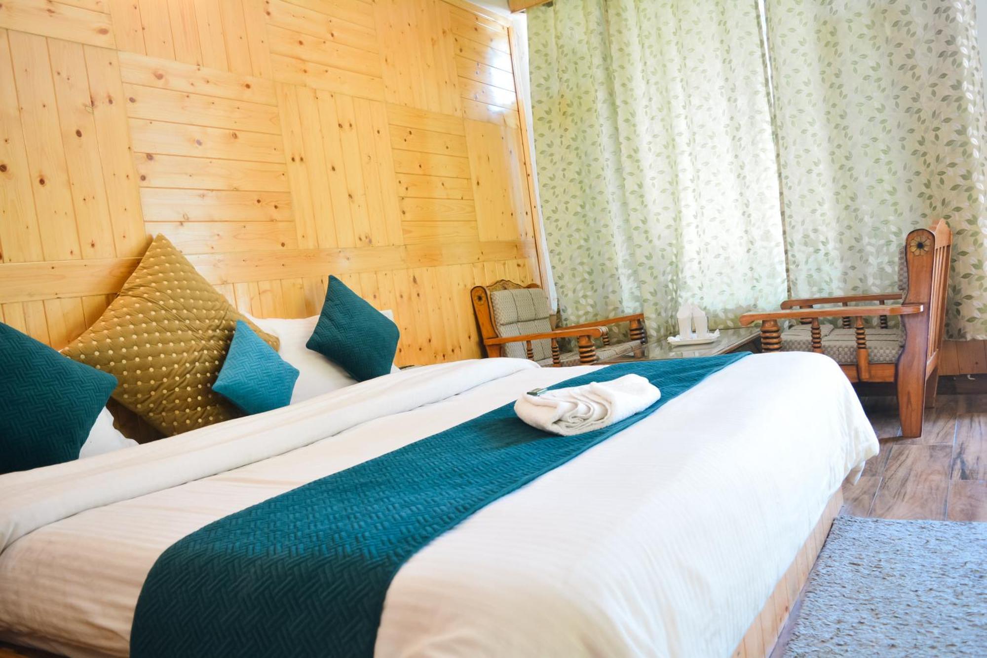 The Neelgiris Manali (Himachal Pradesh)