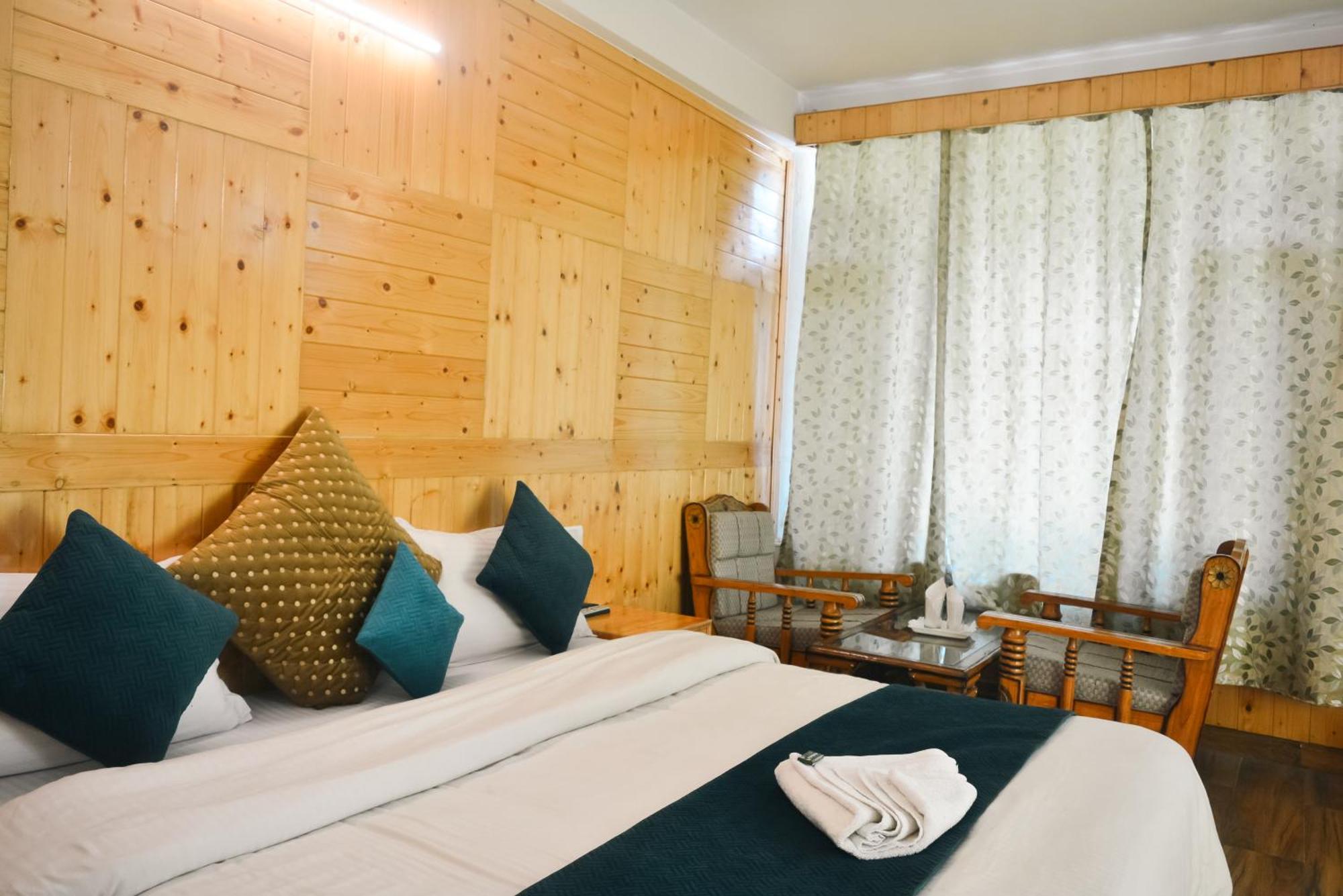 The Neelgiris Hotel