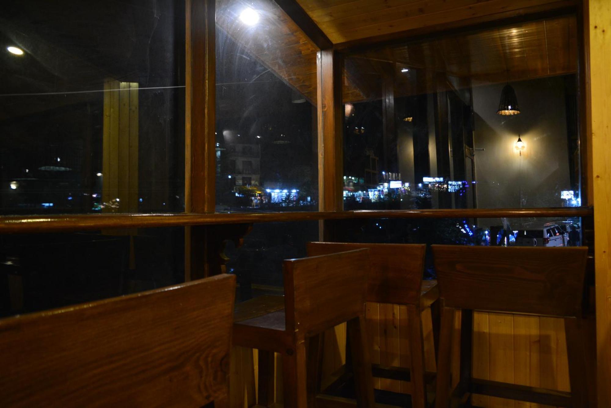 Hotel The Neelgiris 3*